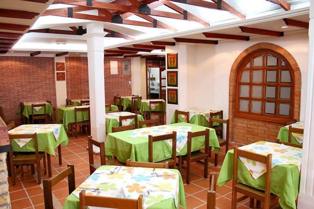 Casa Madrigal Hotel Pasto Ngoại thất bức ảnh